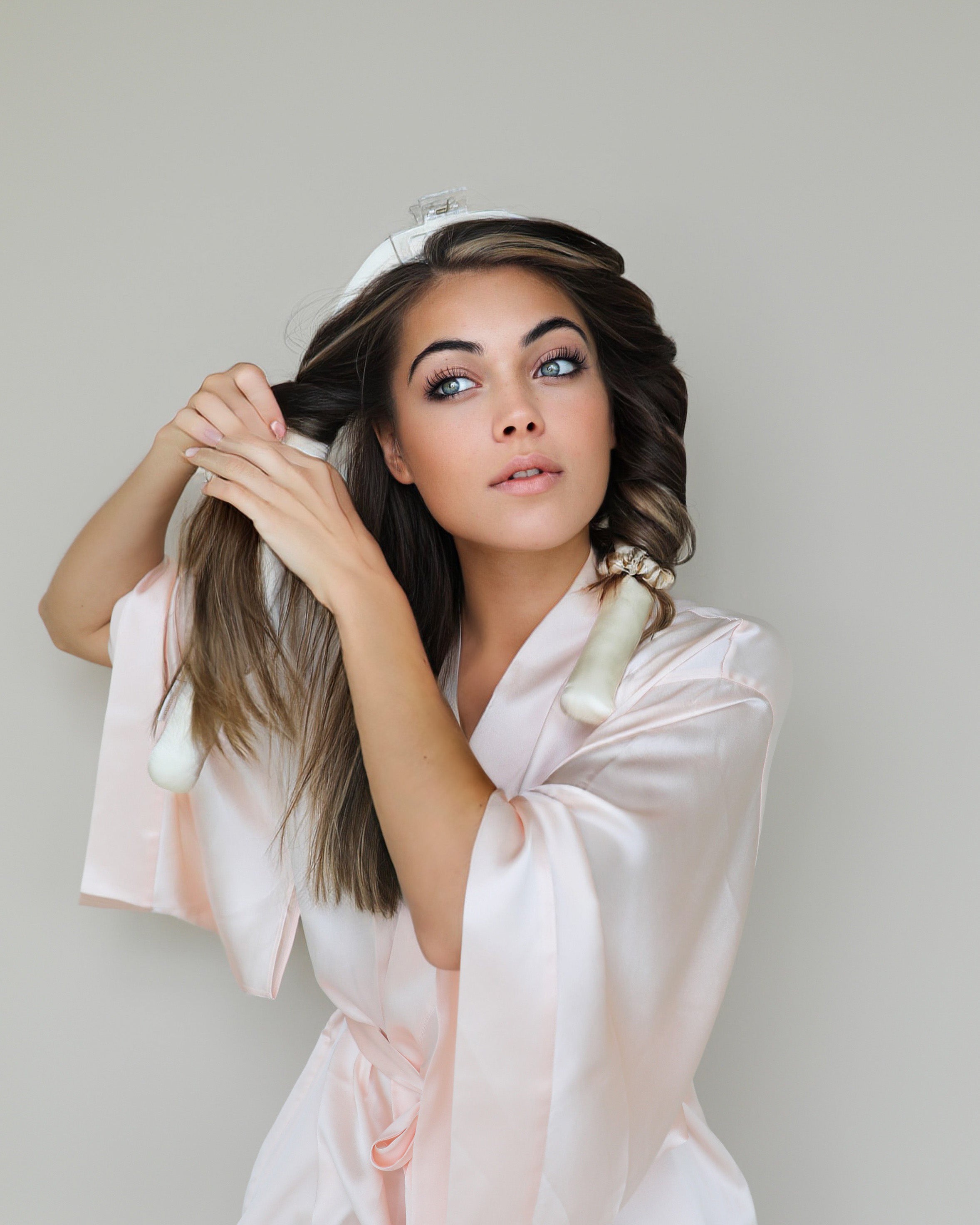 Get gorgeous curls without heat: A step-by-step guide to Heatless Curls