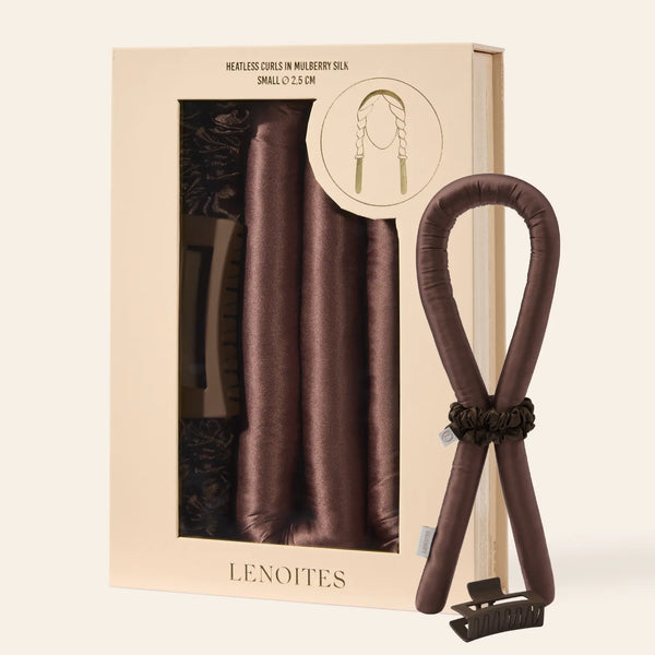 Heatless Curls in Mulberry Silk