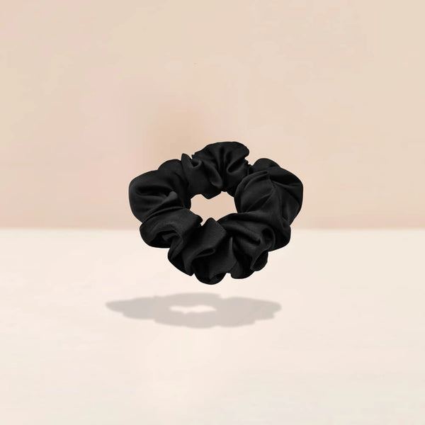 Mulberry Silk Scrunchie in Black