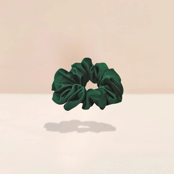 Mulberry Silk Scrunchie in Green