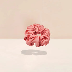 Mulberry Silk Scrunchie in Pink